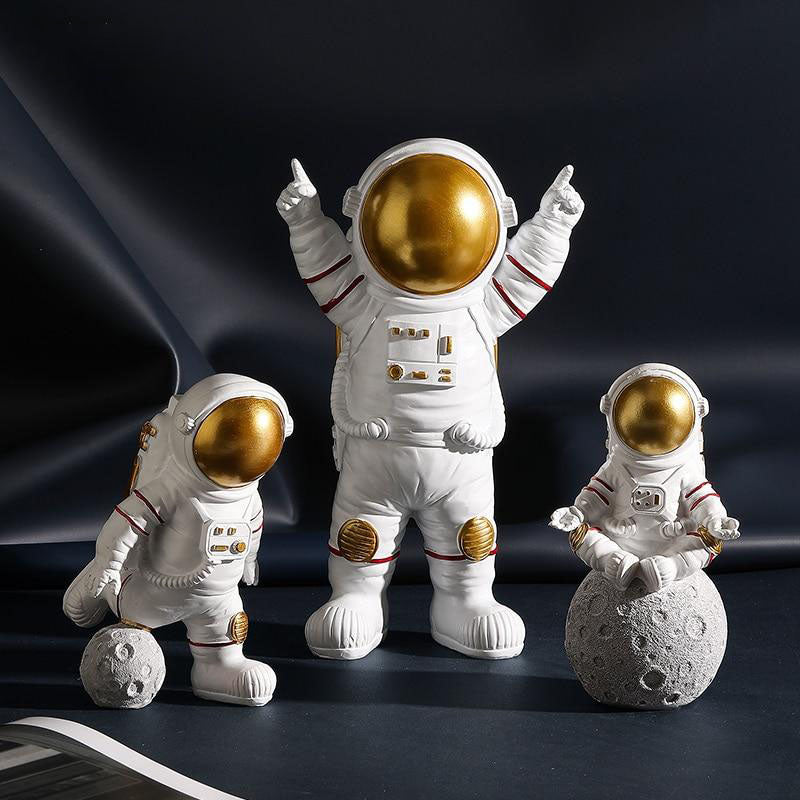 3 Joyful Astronauts Figurines