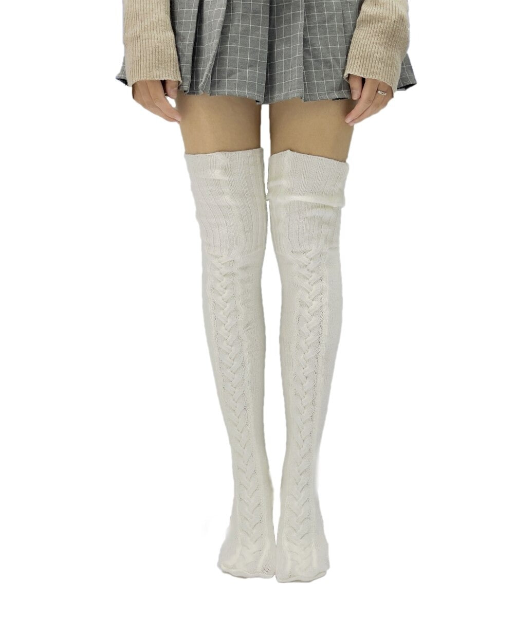 Cozy Braid Detail Knee Socks