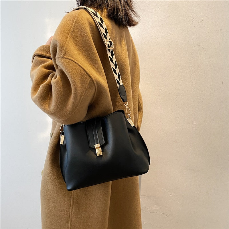 Beatrice Leather Bucket Bag